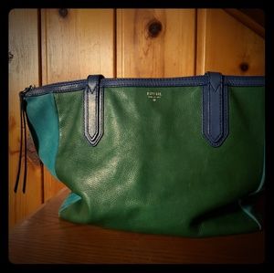 Fossil purse, leather